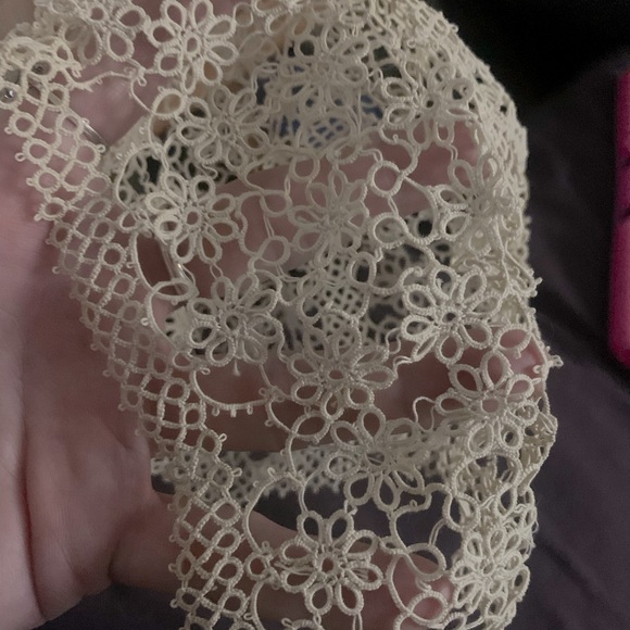 Handmade  baby lace hat - Picture 1 of 1